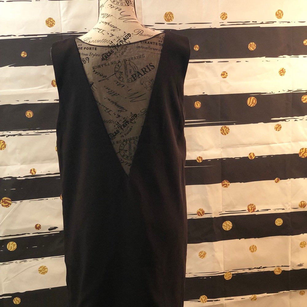 🔴✨Classy✨ little black dress 👗 - Picture 2 of 2